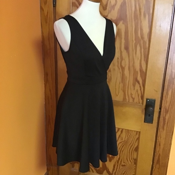 NWT Soprano Black Plunging Sexy Fit & Flare Dress - Picture 12 of 14